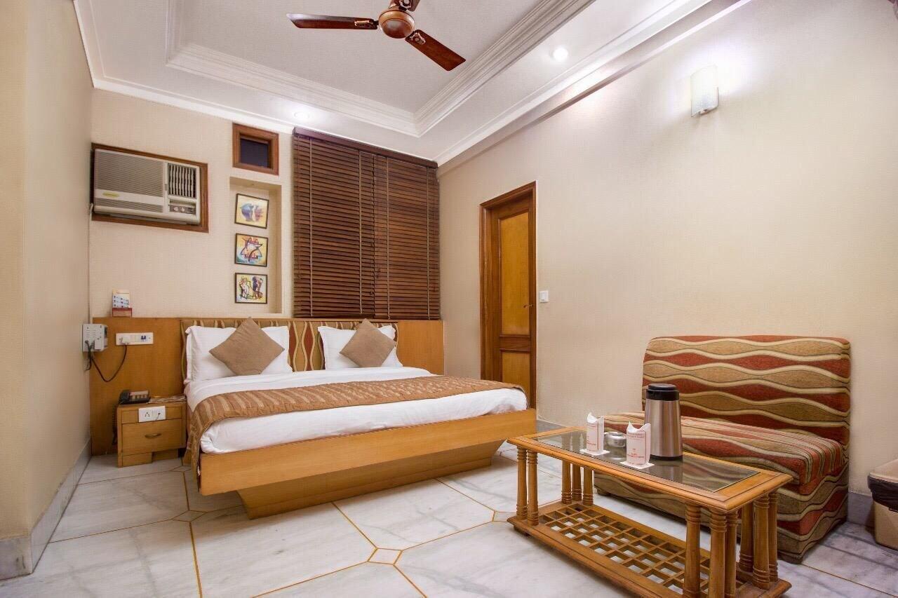 Hotel Singh International Delhi  Exterior photo