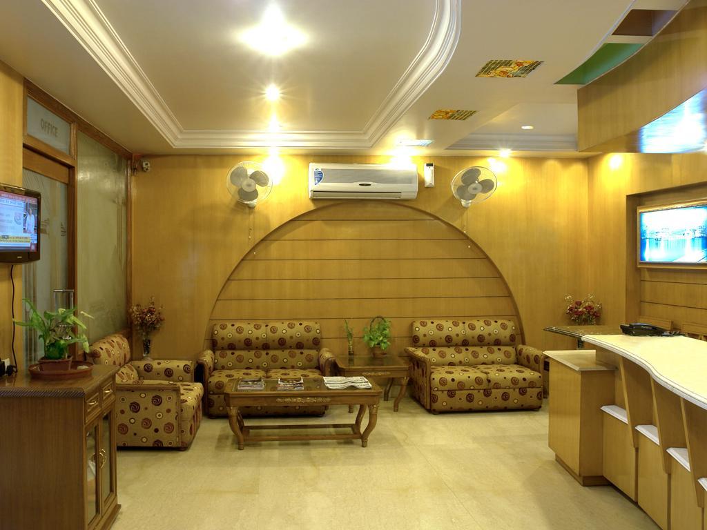 Hotel Singh International Delhi  Exterior photo
